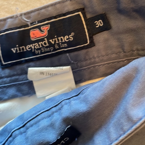 Vineyard Vine Shorts - Picture 2 of 4